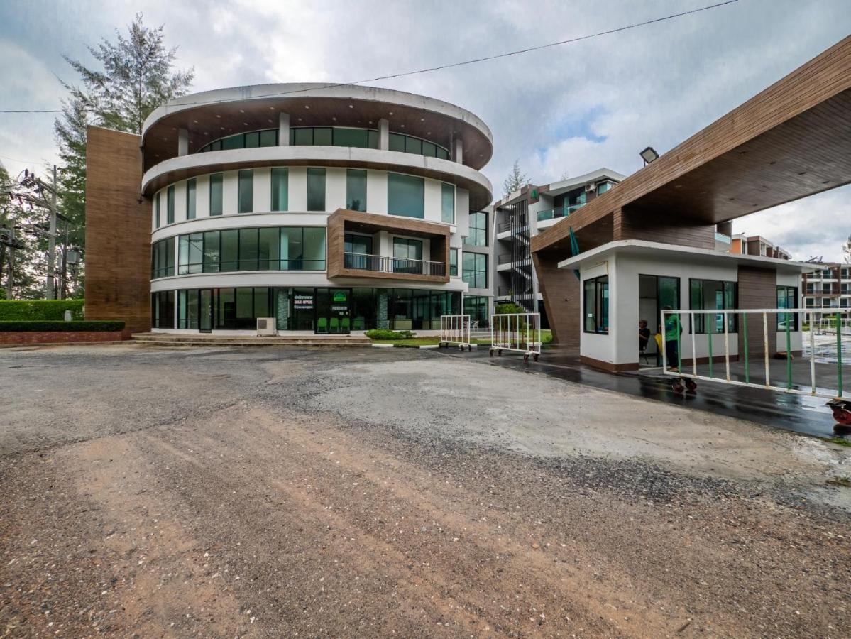 Naithon Beachfront Condotel Exterior photo